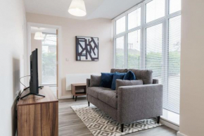 Bright 1 Bed Apartment Manchester - Sleeps 2